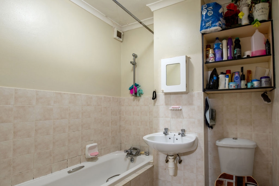 2 Bedroom Property for Sale in Wellington Central Western Cape